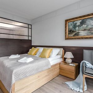 Rent Like Home - Apartamenty W Deo Plaza